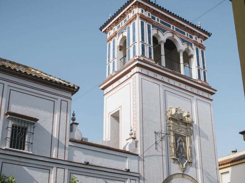 Tomares
